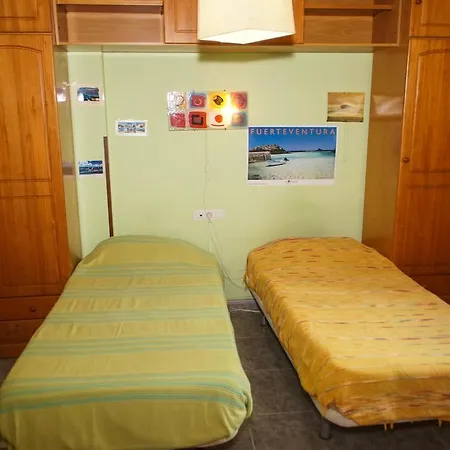 Lorenzo's Bed & Surf Apartamento
